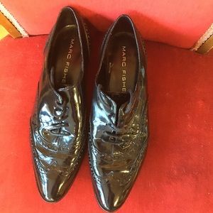 Marc Fisher p. leather loafers